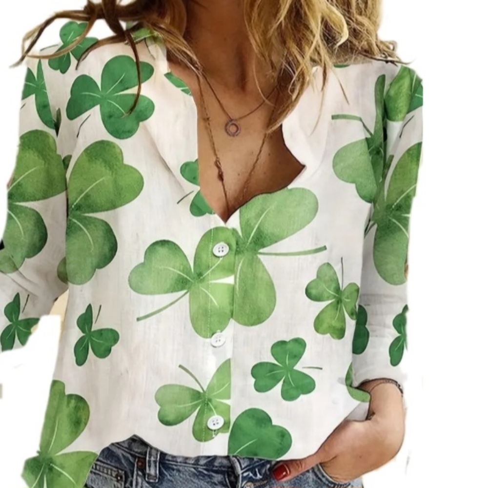 Brand New ☘️SHAMROCK☘️ Ladies XL Button Down Shirt‎ Blouse NWOT